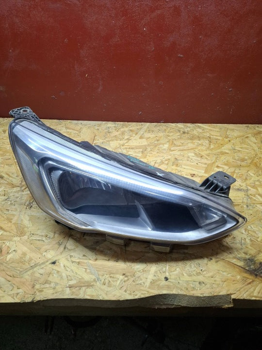 Frontscheinwerfer Ford Focus JX7B13W030 Rechts Scheinwerfer Headlight SCH2086762815fn