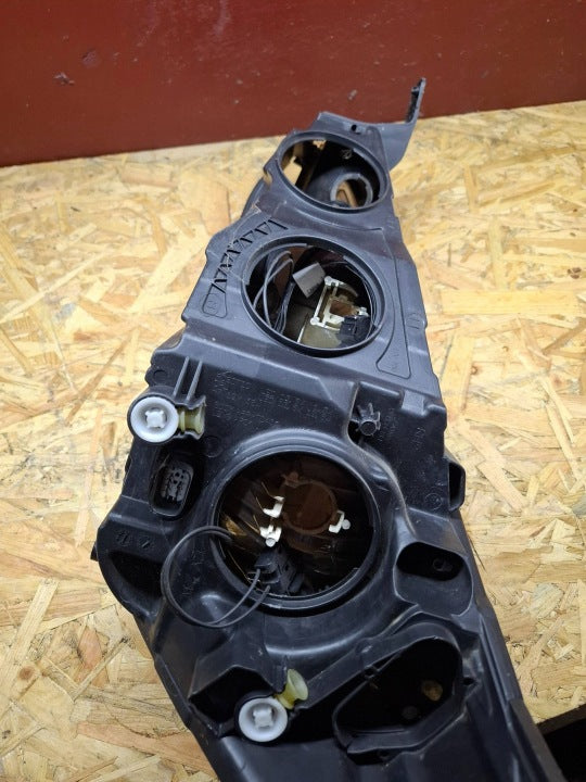 Frontscheinwerfer Ford Focus JX7B13W030 Rechts Scheinwerfer Headlight SCH2086762815fn
