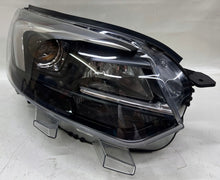 Laden Sie das Bild in den Galerie-Viewer, Frontscheinwerfer Opel Zafira Vivaro C 9832836480 Xenon Rechts Headlight SCH2089321010av