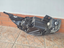 Laden Sie das Bild in den Galerie-Viewer, Frontscheinwerfer Kia Rio 92101-H8 Links Scheinwerfer Headlight SCH2099942746xw