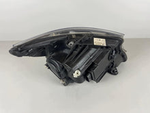 Laden Sie das Bild in den Galerie-Viewer, Frontscheinwerfer Mercedes-Benz Eqv W447 A4479063401 Full LED Links Headlight SCH2101213958nu