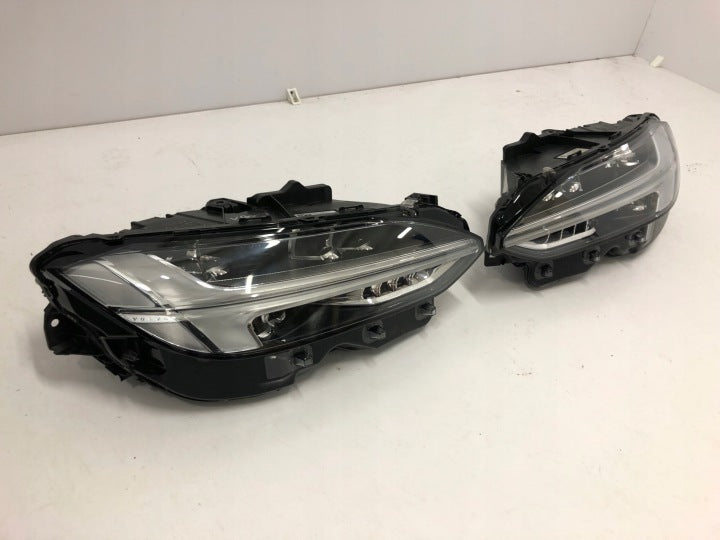 Frontscheinwerfer Volvo S90 V90 32228310 31655187 Ein Satz Headlight SCH2101776178kv