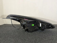 Laden Sie das Bild in den Galerie-Viewer, Frontscheinwerfer Kia Sportage IV 92101-F1011 Links Scheinwerfer Headlight SCH2103026245sh