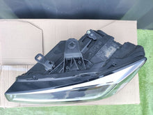 Laden Sie das Bild in den Galerie-Viewer, Frontscheinwerfer Audi Q2 81A941011C LED Links Scheinwerfer Headlight SCH2105414989wb