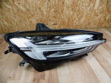 Laden Sie das Bild in den Galerie-Viewer, Frontscheinwerfer Volvo V60 S60 32347005 Rechts Scheinwerfer Headlight SCH2109872131sc