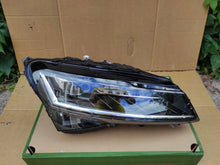 Laden Sie das Bild in den Galerie-Viewer, Frontscheinwerfer Skoda Superb III 3V1941016D LED Rechts Scheinwerfer Headlight SCH2113522041em