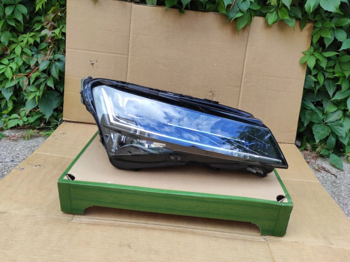 Frontscheinwerfer Skoda Superb III 3V1941016D LED Rechts Scheinwerfer Headlight SCH2113522041em
