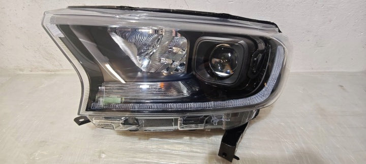 Frontscheinwerfer Ford Ranger JB3B13E015A LED Links Scheinwerfer Headlight SCH2114033576is