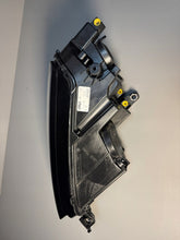 Load image into Gallery viewer, Frontscheinwerfer Skoda Karoq 57B941016A 57B9411015A LED Rechts oder Links SCH2120080705or