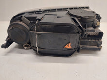 Load image into Gallery viewer, Frontscheinwerfer VW Touareg 7L6941015BK Ein Stück (Rechts oder Links) Headlight SCH2121190509nb