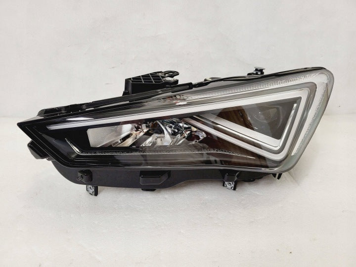 Frontscheinwerfer Seat Leon 5FB941007G LED Links Scheinwerfer Headlight SCH2123550081yp