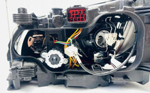 Laden Sie das Bild in den Galerie-Viewer, Frontscheinwerfer Volvo V70 31214348 Rechts Scheinwerfer Headlight SCH2131161036hh