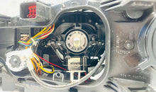 Laden Sie das Bild in den Galerie-Viewer, Frontscheinwerfer Volvo V70 31214348 Rechts Scheinwerfer Headlight SCH2131161036hh