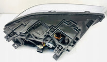 Laden Sie das Bild in den Galerie-Viewer, Frontscheinwerfer Volvo V70 31214348 Rechts Scheinwerfer Headlight SCH2131161036hh
