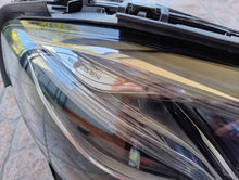 Laden Sie das Bild in den Galerie-Viewer, Frontscheinwerfer Mercedes-Benz W213 A2139069608K Full LED Rechts Headlight SCH2134100417cj