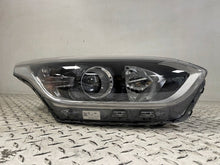 Laden Sie das Bild in den Galerie-Viewer, Frontscheinwerfer Kia Ceed 92102-J7050 Rechts Scheinwerfer Headlight SCH2135665751de