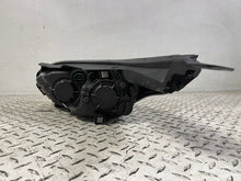Laden Sie das Bild in den Galerie-Viewer, Frontscheinwerfer Kia Ceed 92102-J7050 Rechts Scheinwerfer Headlight SCH2135665751de
