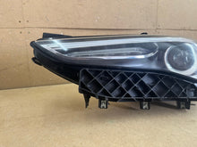 Laden Sie das Bild in den Galerie-Viewer, Frontscheinwerfer Alfa Romeo Stelvio 50552987 Xenon Links Scheinwerfer Headlight SCH2137030798ft
