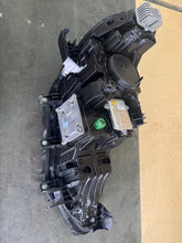 Laden Sie das Bild in den Galerie-Viewer, Frontscheinwerfer Alfa Romeo Stelvio 50552987 Xenon Links Scheinwerfer Headlight SCH2137030798ft