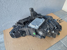 Laden Sie das Bild in den Galerie-Viewer, Frontscheinwerfer Volvo 80000401 Links Scheinwerfer Headlight SCH2141881635gd