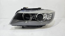 Laden Sie das Bild in den Galerie-Viewer, Frontscheinwerfer BMW 3 E91 E90 15687689 Links Scheinwerfer Headlight SCH2142587036yq