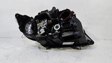 Laden Sie das Bild in den Galerie-Viewer, Frontscheinwerfer BMW 3 E91 E90 15687689 Links Scheinwerfer Headlight SCH2142587036yq