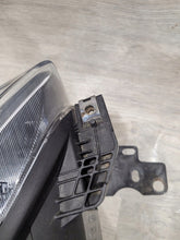 Laden Sie das Bild in den Galerie-Viewer, Frontscheinwerfer Ford Kuga GV41-13W030-FD LED Links Scheinwerfer Headlight SCH2142788686dl