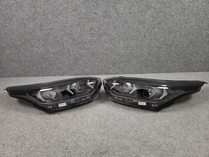 Frontscheinwerfer Kia Ceed 92101J7500 Ein Satz Scheinwerfer Headlight SCH2148817698cv
