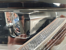 Laden Sie das Bild in den Galerie-Viewer, Frontscheinwerfer VW Touareg 761941082H Ein Satz Scheinwerfer Headlight SCH2150684835au