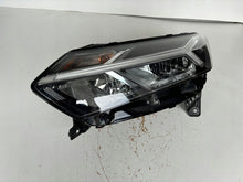 Laden Sie das Bild in den Galerie-Viewer, Frontscheinwerfer Dacia Sandero III Logan Jogger 260607161R Links Headlight SCH2156099058eo