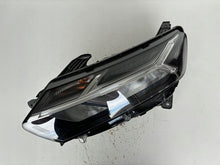 Laden Sie das Bild in den Galerie-Viewer, Frontscheinwerfer Dacia Sandero III Logan Jogger 260607161R Links Headlight SCH2156099058eo