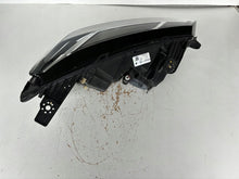 Laden Sie das Bild in den Galerie-Viewer, Frontscheinwerfer Dacia Sandero III Logan Jogger 260607161R Links Headlight SCH2156099058eo