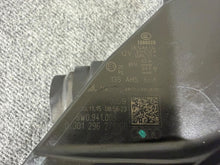 Laden Sie das Bild in den Galerie-Viewer, Frontscheinwerfer Audi A4 B9 8W0941005 Xenon Links Scheinwerfer Headlight SCH2156654532ly
