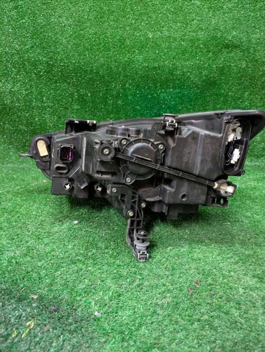 Frontscheinwerfer Seat Leon 5FB941008 Rechts Scheinwerfer Headlight SCH2160894119lv