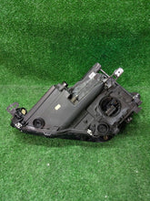 Load image into Gallery viewer, Frontscheinwerfer Seat Leon 5FB941008 Rechts Scheinwerfer Headlight SCH2160894119lv