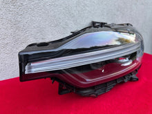 Laden Sie das Bild in den Galerie-Viewer, Frontscheinwerfer Volvo Xc60 II 32404709 LED Links Scheinwerfer Headlight SCH2163053606rl