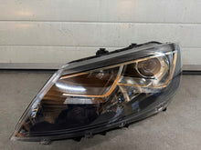 Load image into Gallery viewer, Frontscheinwerfer Seat Alhambra 7N5941752 7N5941751 Ein Satz Headlight SCH2164703304sc
