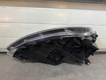 Load image into Gallery viewer, Frontscheinwerfer Seat Alhambra 7N5941752 7N5941751 Ein Satz Headlight SCH2164703304sc