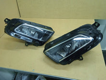 Laden Sie das Bild in den Galerie-Viewer, Frontscheinwerfer Dodge Ram Fullback 1472002250-C Full LED Ein Satz Headlight SCH2172392362dx