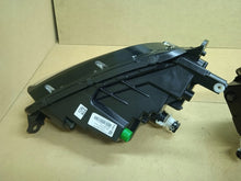 Laden Sie das Bild in den Galerie-Viewer, Frontscheinwerfer Dodge Ram Fullback 1472002250-C Full LED Ein Satz Headlight SCH2172392362dx