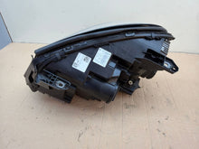 Laden Sie das Bild in den Galerie-Viewer, Frontscheinwerfer Mercedes-Benz X156 A1569062400 Xenon Rechts Headlight SCH2177643693tp
