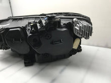 Laden Sie das Bild in den Galerie-Viewer, Frontscheinwerfer VW Passat B8 9000VF28 Rechts Scheinwerfer Headlight SCH2178362235dr