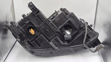 Laden Sie das Bild in den Galerie-Viewer, Frontscheinwerfer VW Tiguan 5NB941035 Full LED Links Scheinwerfer Headlight SCH2185832440lq