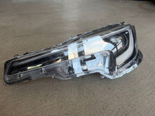 Laden Sie das Bild in den Galerie-Viewer, Frontscheinwerfer Toyota Corolla 81150-02X10 LED Links Scheinwerfer Headlight SCH2187351068nj