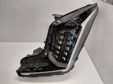 Laden Sie das Bild in den Galerie-Viewer, Frontscheinwerfer Kia I 92101D0130 Links Scheinwerfer Headlight SCH2187803606pt