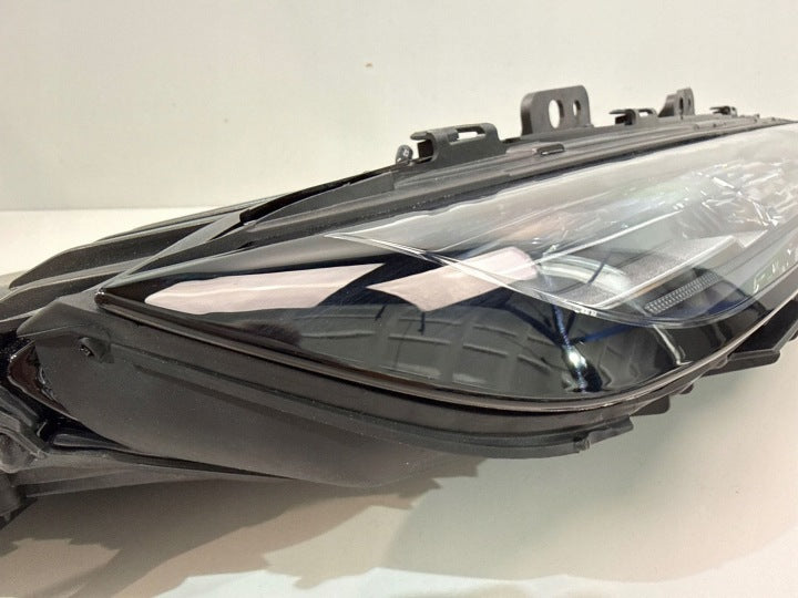 Frontscheinwerfer BMW 7 9879936 LED Rechts Scheinwerfer Headlight SCH2190559624yg