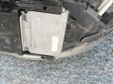 Laden Sie das Bild in den Galerie-Viewer, Frontscheinwerfer BMW 1 E81 7181290 Xenon Rechts Scheinwerfer Headlight SCH2194738772oa