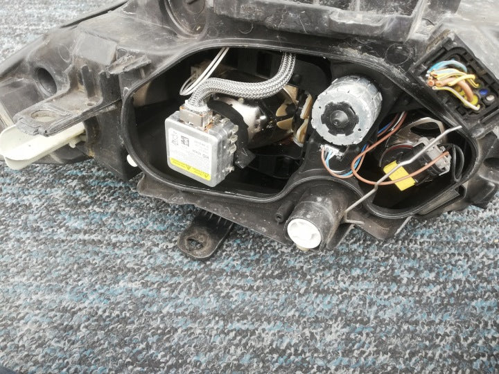 Frontscheinwerfer BMW 1 E81 7181290 Xenon Rechts Scheinwerfer Headlight SCH2194738772oa