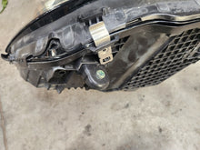 Load image into Gallery viewer, Frontscheinwerfer Mercedes-Benz W205 A2059066006 Rechts Scheinwerfer Headlight SCH2199603779ot