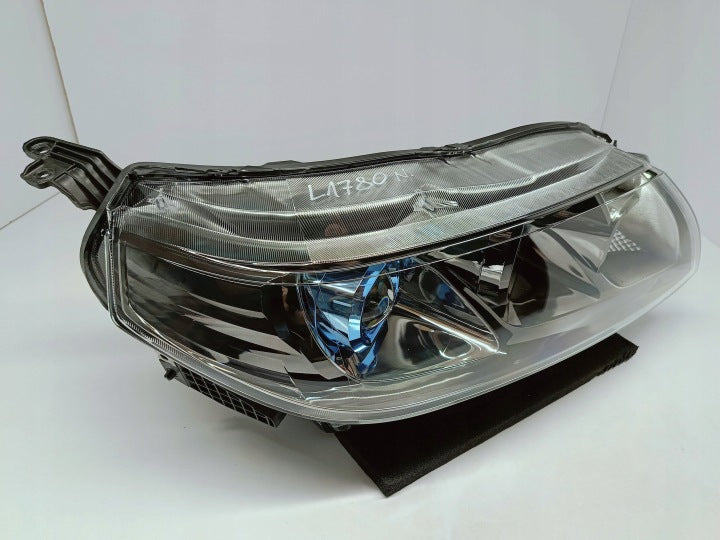 Frontscheinwerfer Suzuki Vitara I 10018095 3512054P50000 Rechts Headlight SCH2204720440ct